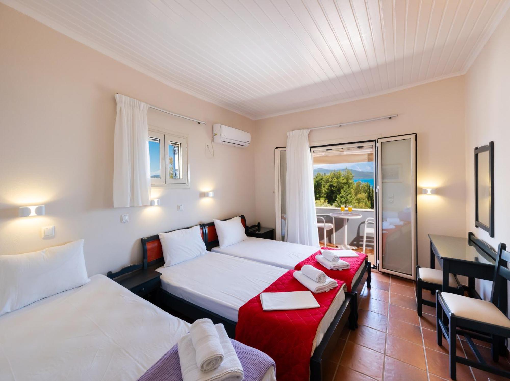 Ionio Hotel Никиана Экстерьер фото