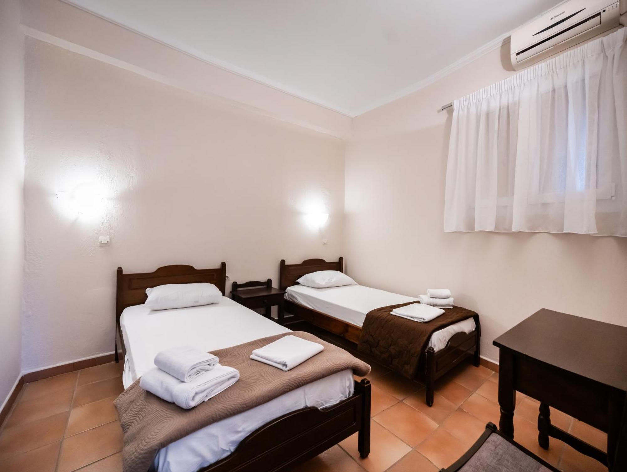 Ionio Hotel Никиана Экстерьер фото